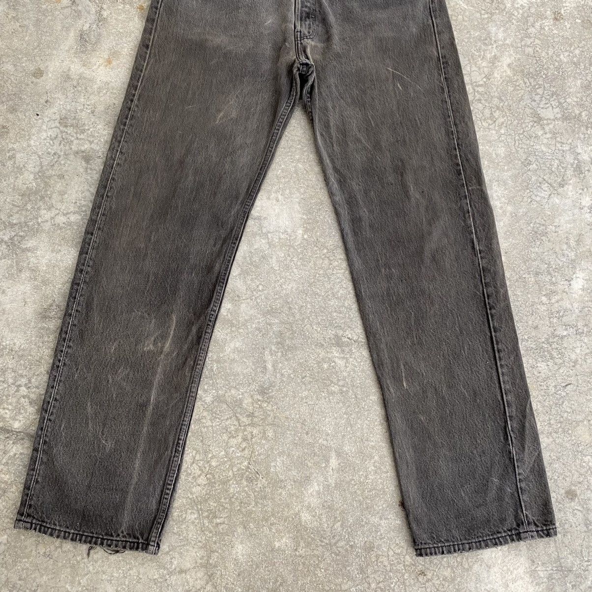 Levi's Size 35x32 Vintage 1995 Levis 501 Faded Black Denim Jeans Size US 35 - 4 Thumbnail