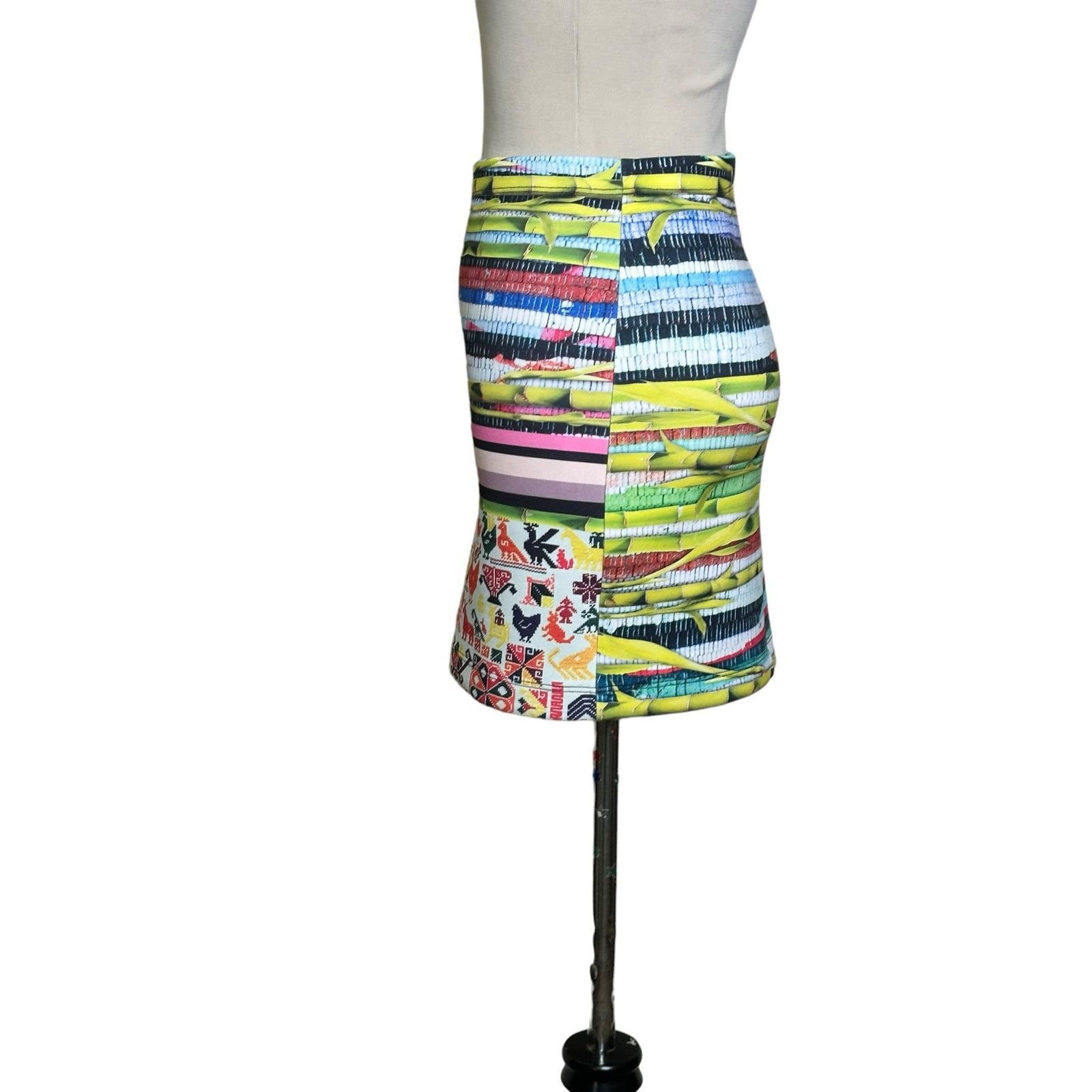 Clover Canyon CLOVER CANYON Surf Shack neoprene mini pencil skirt size XS Size 26" / US 2 / IT 38 - 6 Thumbnail