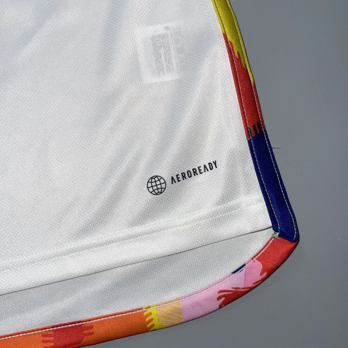 Adidas BELGIUM ADIDAS 2022 WORLD CUP FOOTBALL AWAY JERSEY #9 LUKAKU Size US M / EU 48-50 / 2 - 9 Thumbnail