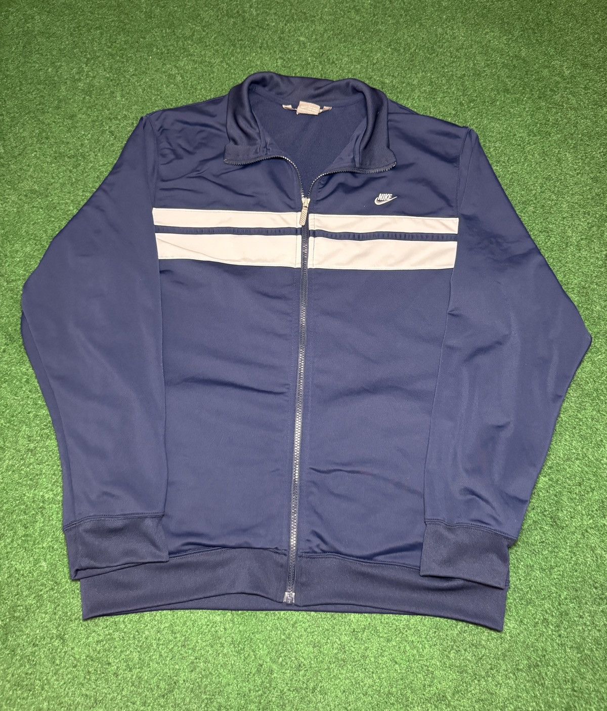 Nike Vintage Y2K Nike Gray Tag Full Zip Large Blue Track Jacket Size US L / EU 52-54 / 3 - 1 Thumbnail