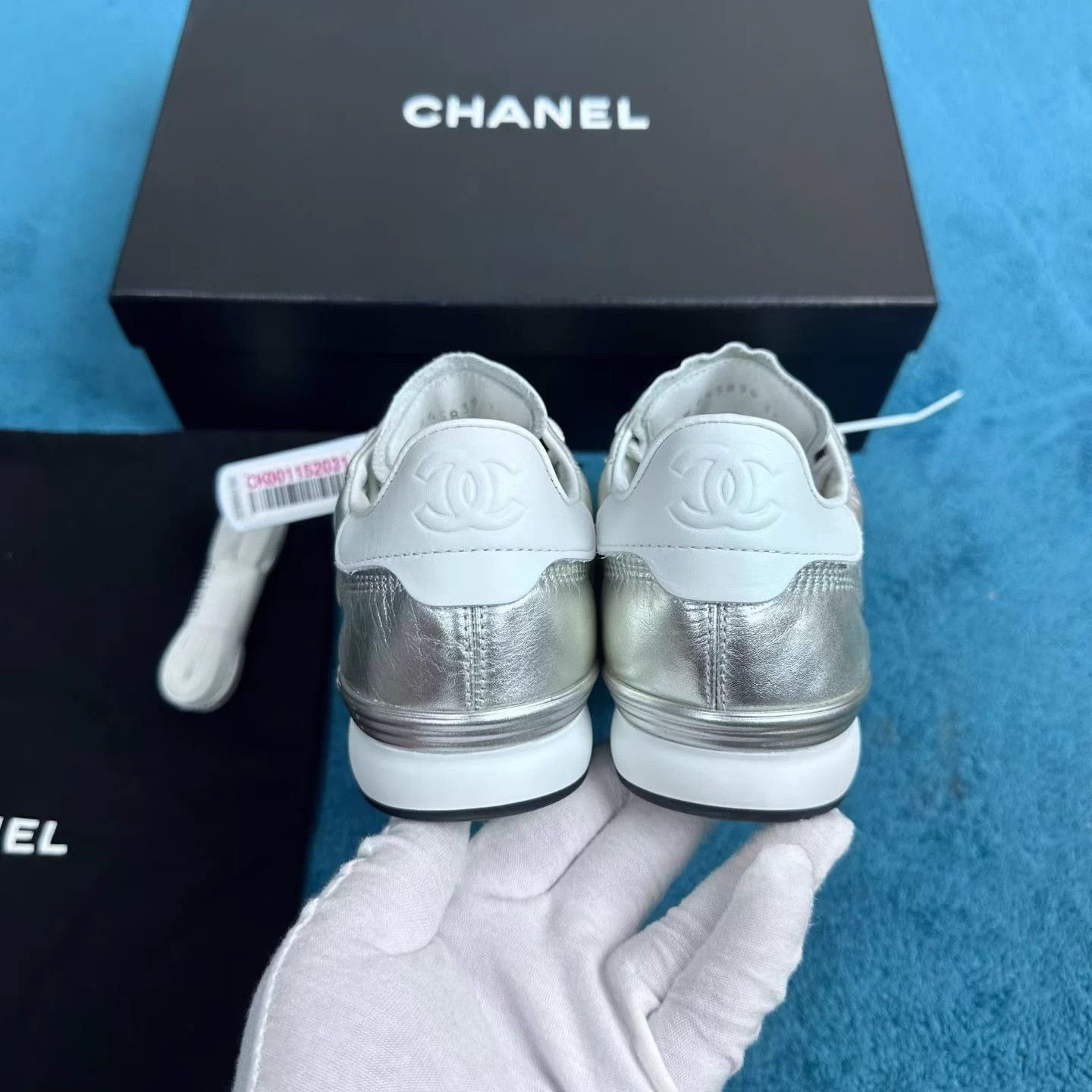 Chanel Chanel 25S Light Gold Training Shoe 35 Size US 4 / IT 34 - 4 Thumbnail