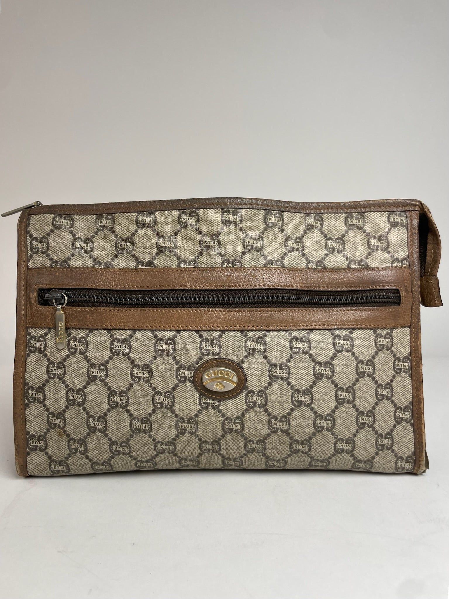 Gucci Vintage Monogram Leather Clutch Grey Brown Size ONE SIZE - 1 Thumbnail