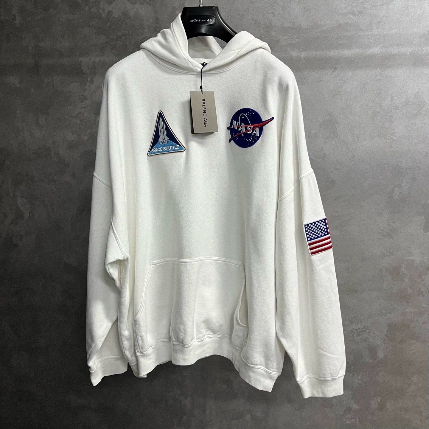 Balenciaga balenciaga white logo hoodie with tag Size US XS / EU 42 / 0 - 1 Thumbnail