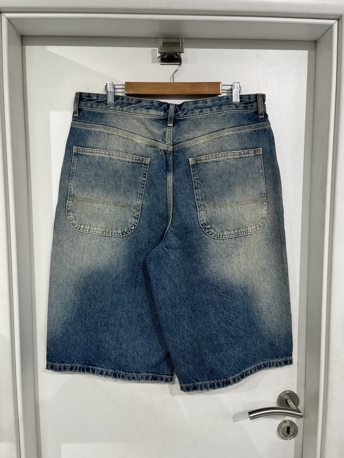 Bershka Bershka Denim Shorts Blue Size US 34 / EU 50 - 2 Thumbnail