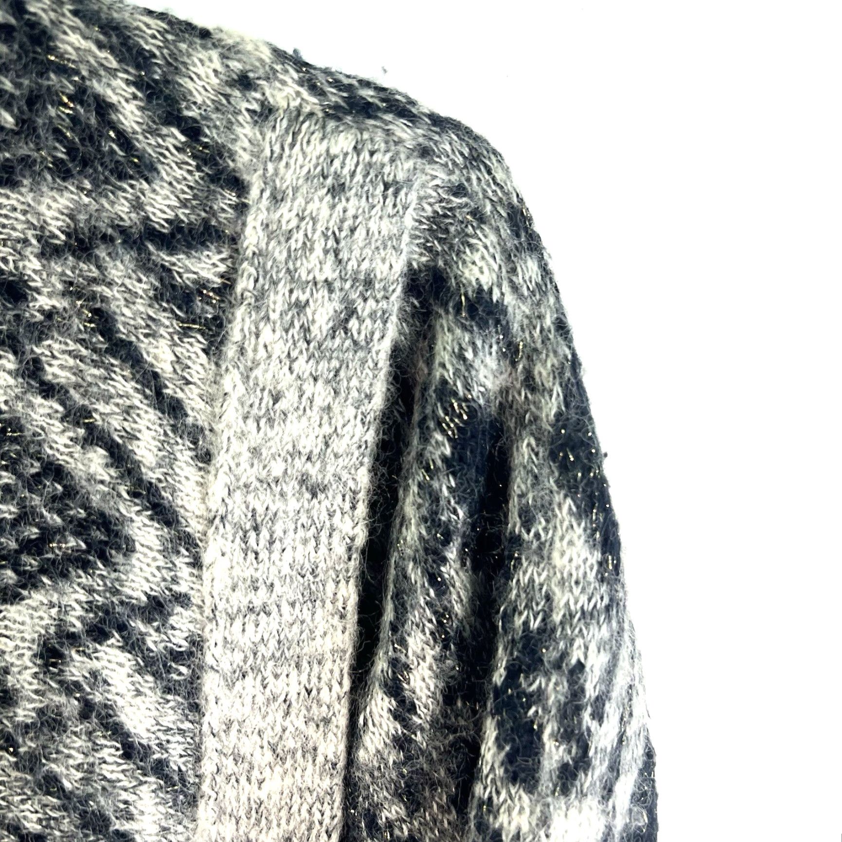 Simons VINTAGE Simon Wool Blend Cardigan Sweater Womens M Gray Geometric V-Neck Lined Casual Classic City Fall Winter Size M / US 6-8 / IT 42-44 - 2 Thumbnail