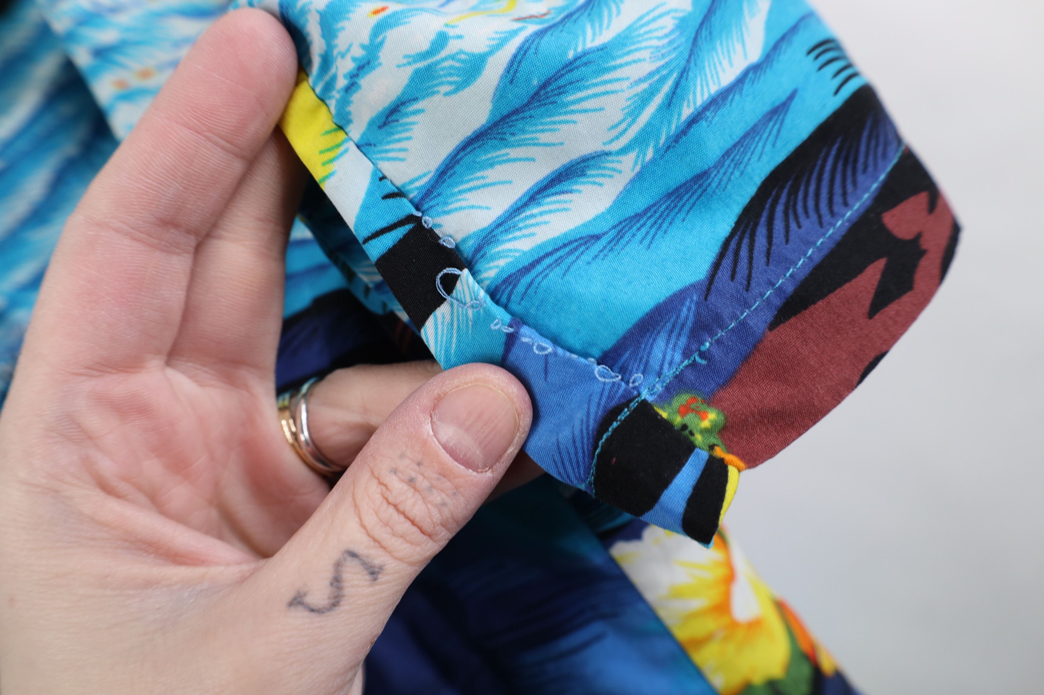 Vintage Vintage 90s Streetwear Luau Beach Hawaiian Button Shirt USA Size US XXL / EU 58 / 5 - 10 Thumbnail