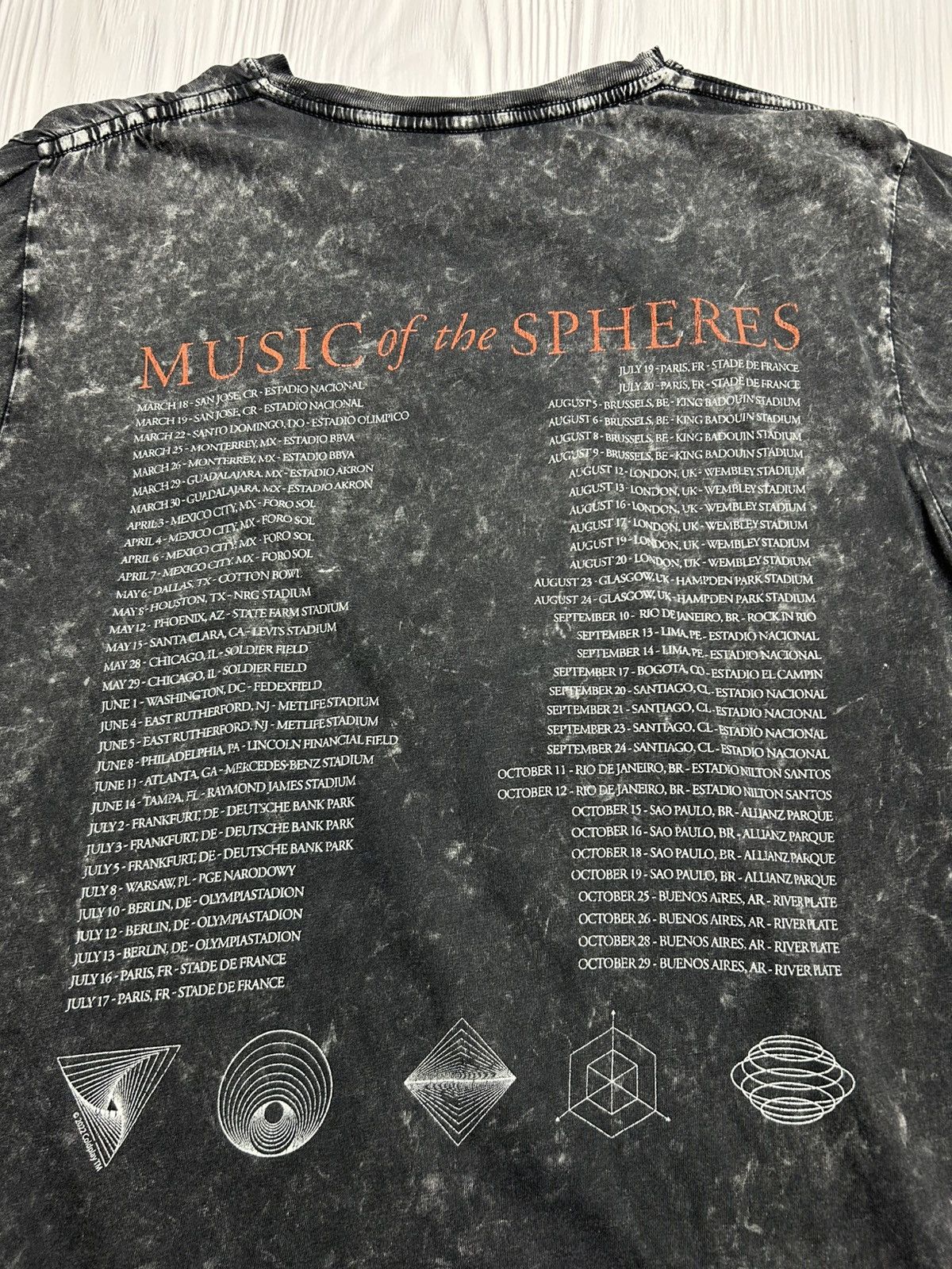 Band Tees Coldplay Alien Radio Music of the Spheres Band T-Shirt Size US M / EU 48-50 / 2 - 11 Thumbnail
