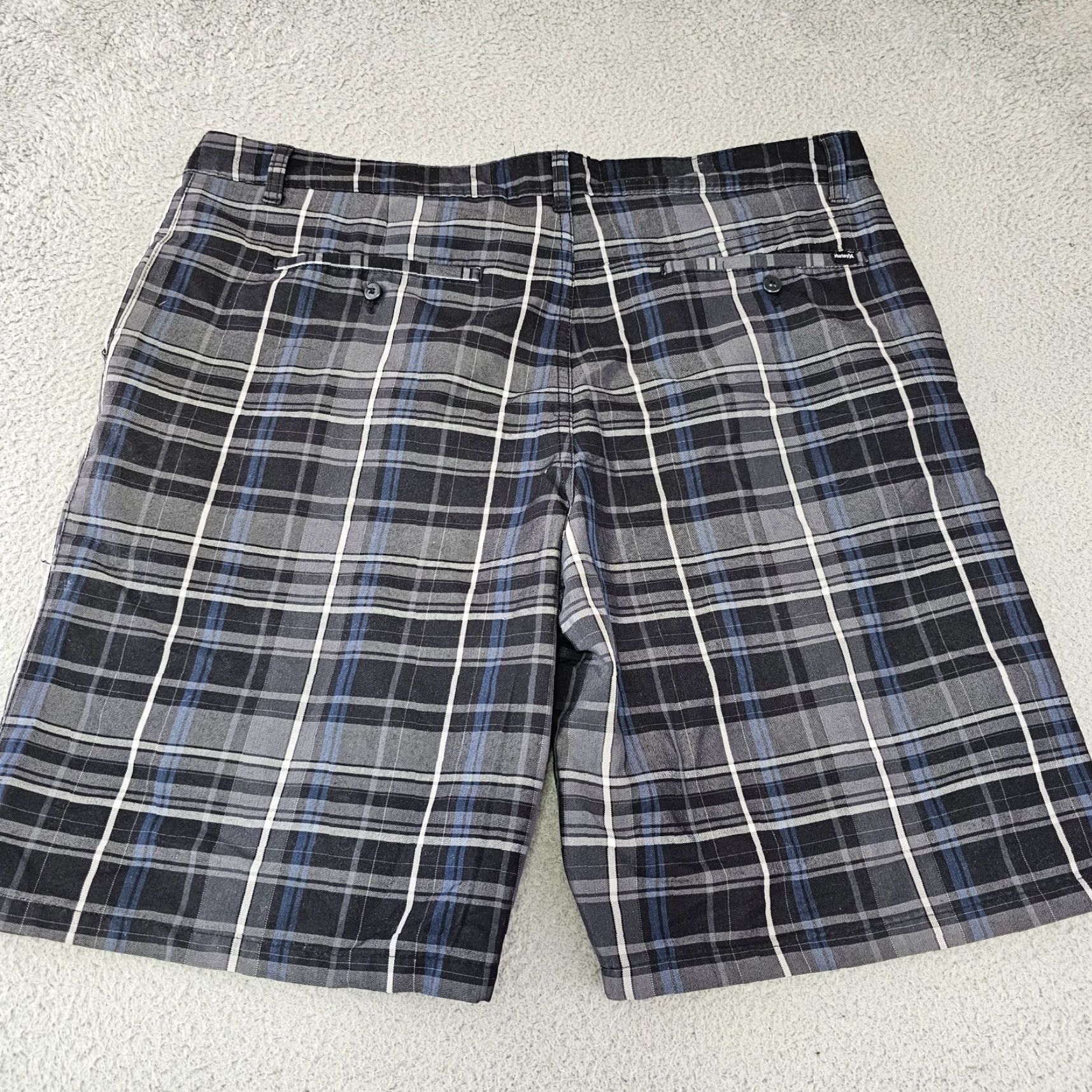 Hurley Hurley Mens Shorts 39 Gray Plaid Flat Front Chinos Outdoor Casual Travel Belt Loops Logo 39in Regular Polyester Breathable Quick Dry Size US 39 - 3 Thumbnail