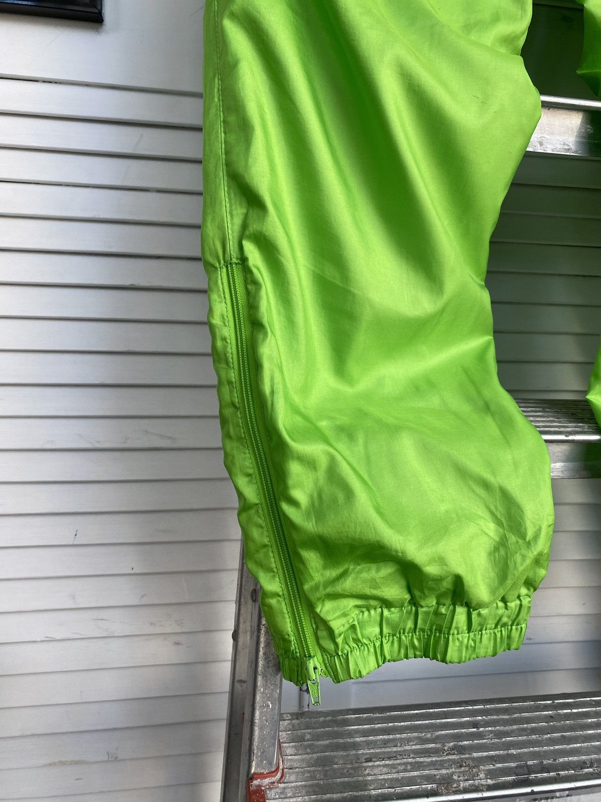 Puma × Vintage Vintage 90s Puma Track Retro Pants in Neon Green Y2K Joggers Size US 32 / EU 48 - 10 Thumbnail