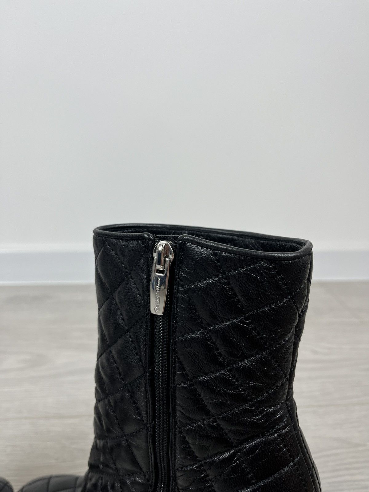 Gianvito Rossi Gianvito Rossi Black Leather Quilted Zip Heel Boots Size US 8 / IT 38 - 19 Thumbnail