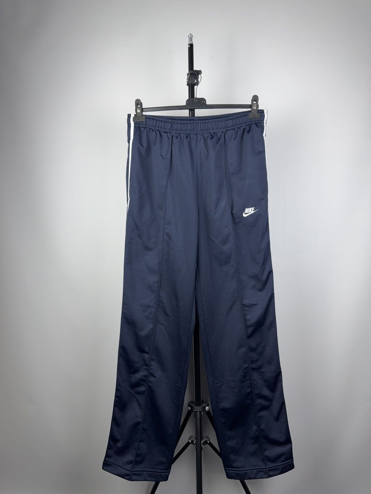 Nike × Vintage Vintage Nike Pants Embroidered Nylon Drill Pants S-M size Size US 32 / EU 48 - 1 Thumbnail