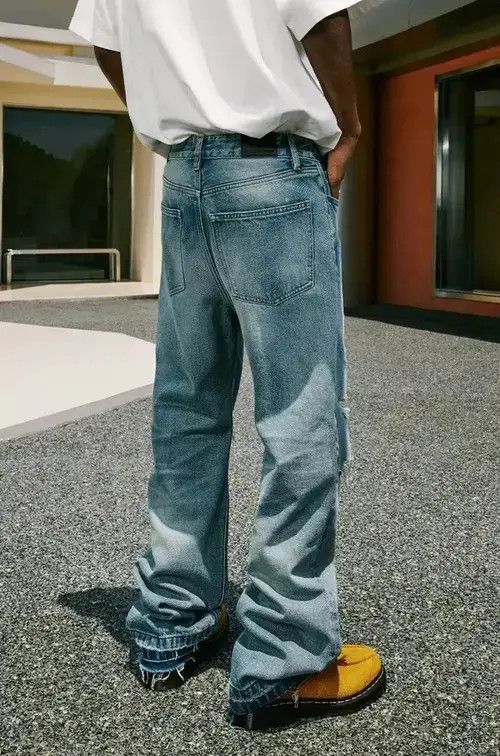 Jean Vintage washed ripped bootcut jeans Size US 32 / EU 48 - 3 Thumbnail