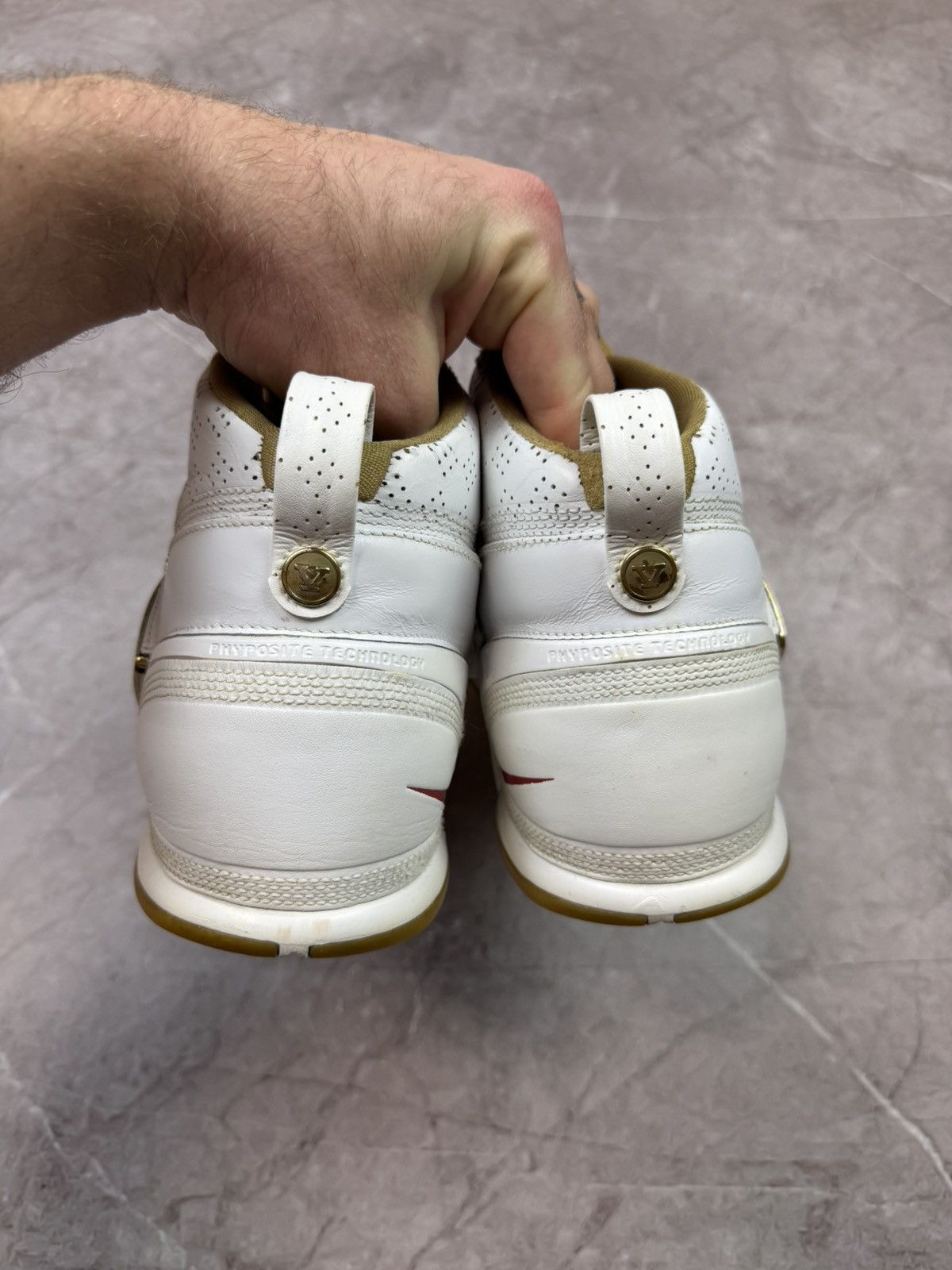 Nike Lebron 5 Zoom V size 10 basketball nba Size US 11 / EU 44 - 13 Thumbnail