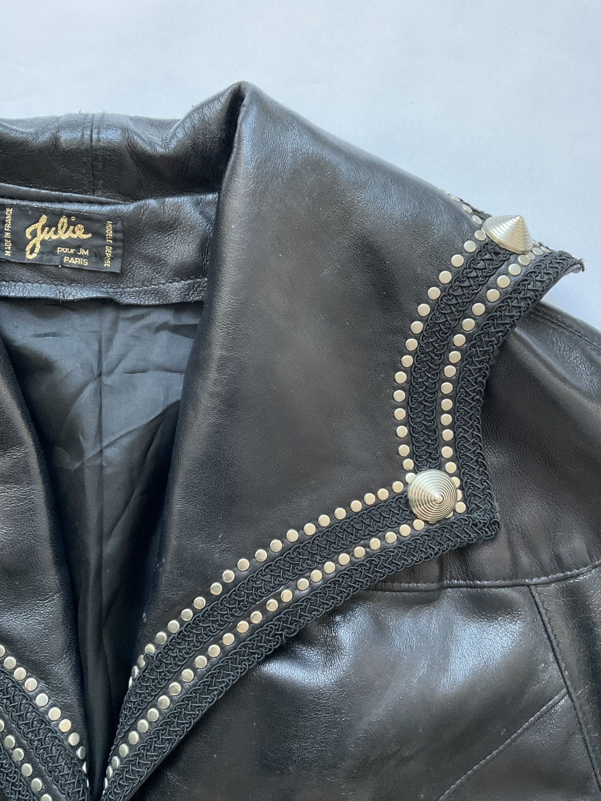 Vintage Leather coat with beautiful studded neckline Size XL / US 12-14 / IT 48-50 - 3 Thumbnail