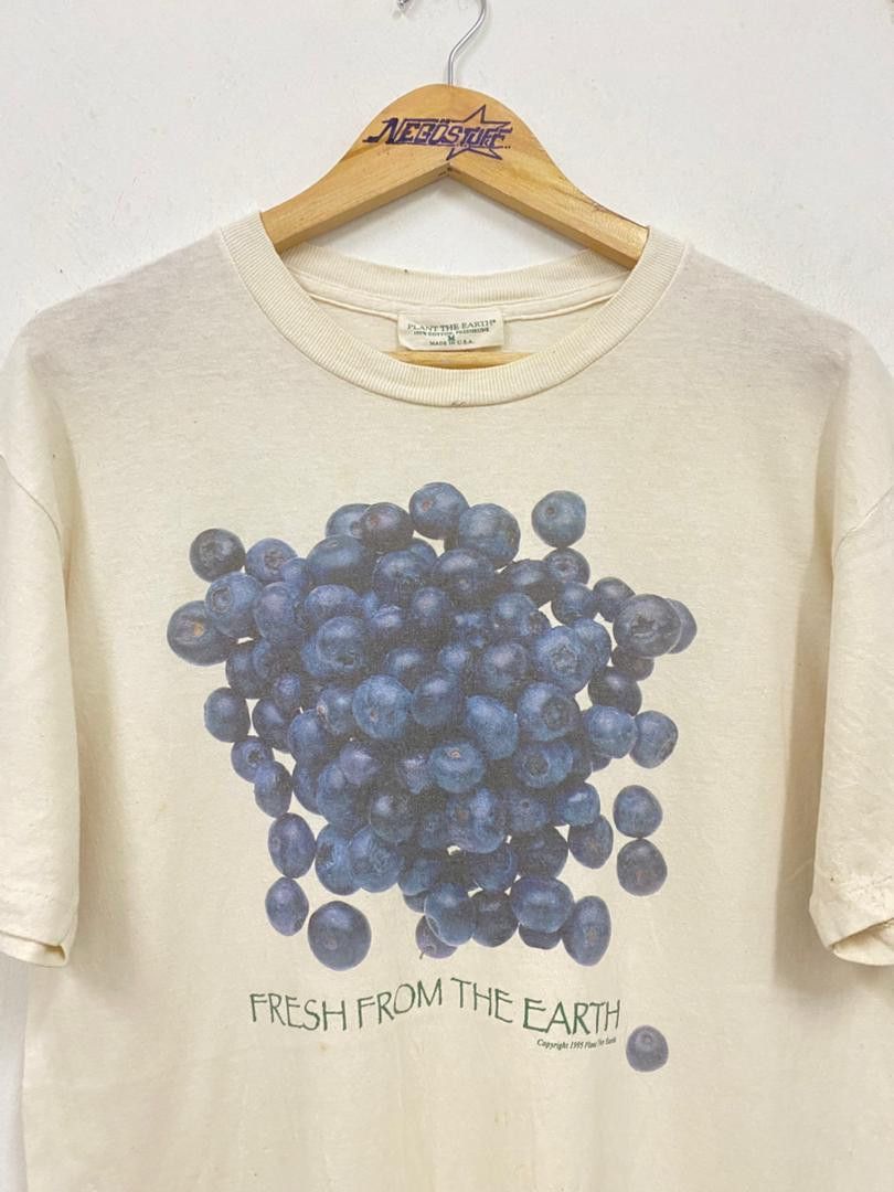 Vintage VTG 1995 Plant The Earth grape graphic art t shirt Size US M / EU 48-50 / 2 - 2 Thumbnail
