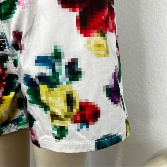 Love Moschino LOVE MOSHINO Pixelated Romper Floral Ruffle Playsuit Size 28" / US 6 / IT 42 - 3 Thumbnail