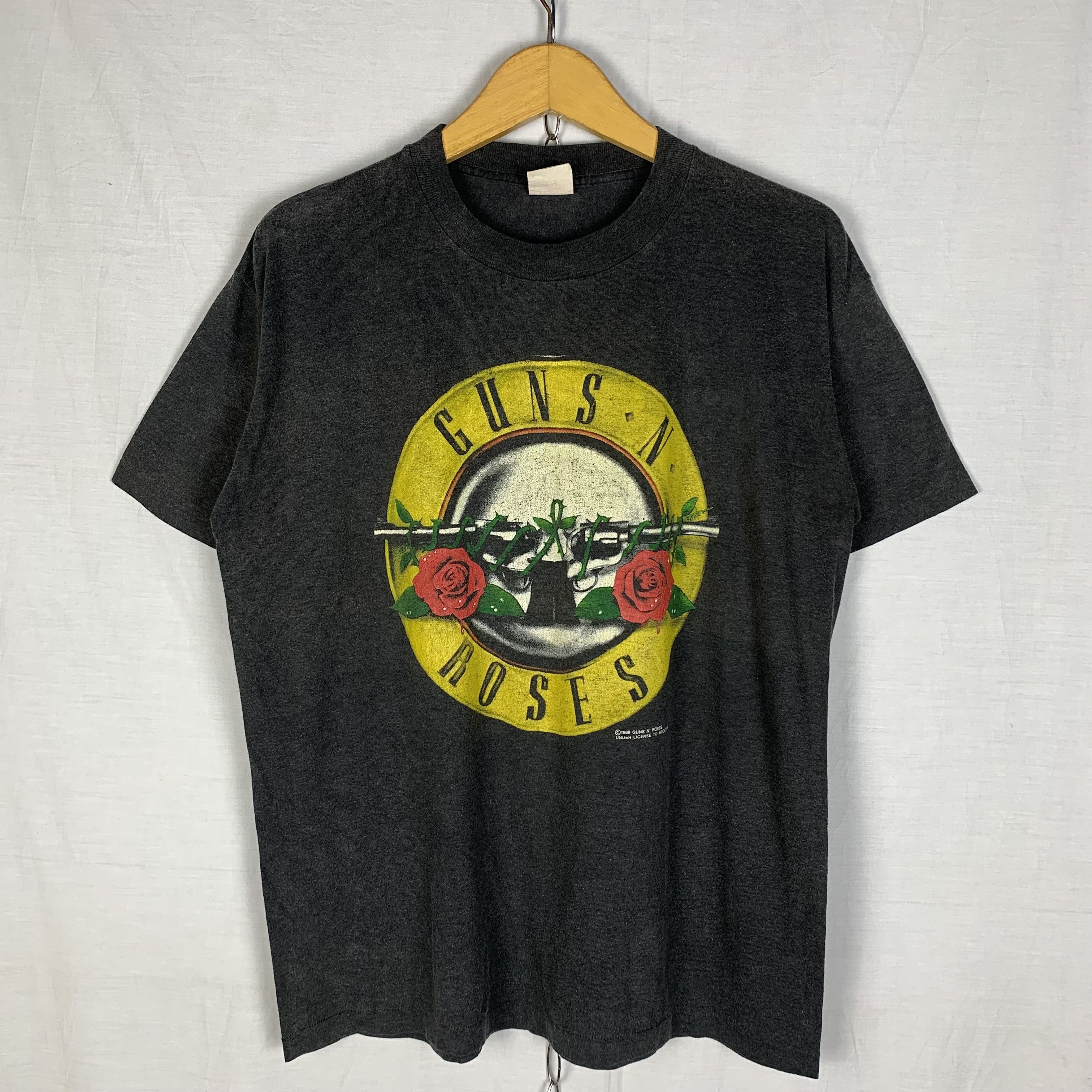 Guns N' Roses Vintage Guns N Roses Was Here Tshirt Size US XL / EU 56 / 4 - 1 Thumbnail