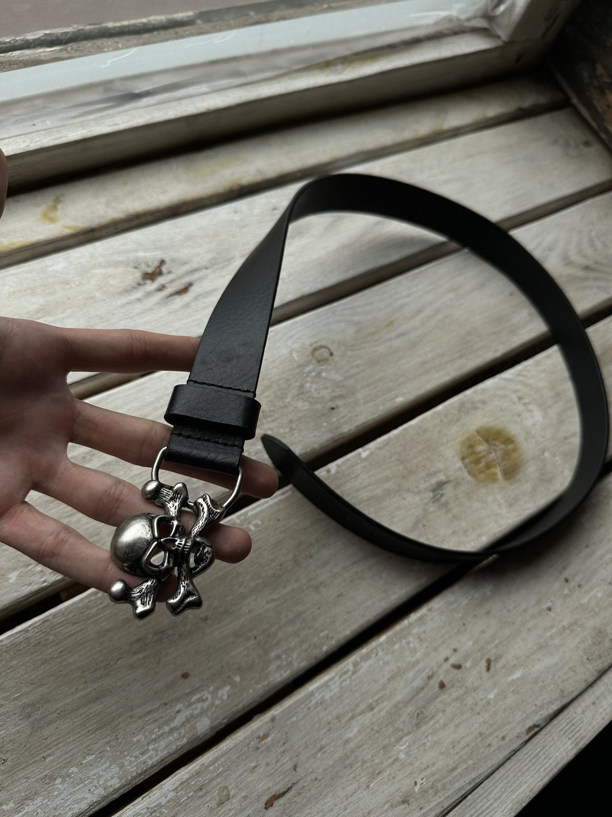 🔥90s Levi’s •SCULL• 100% leather belt VNTG Y2K unisex opium