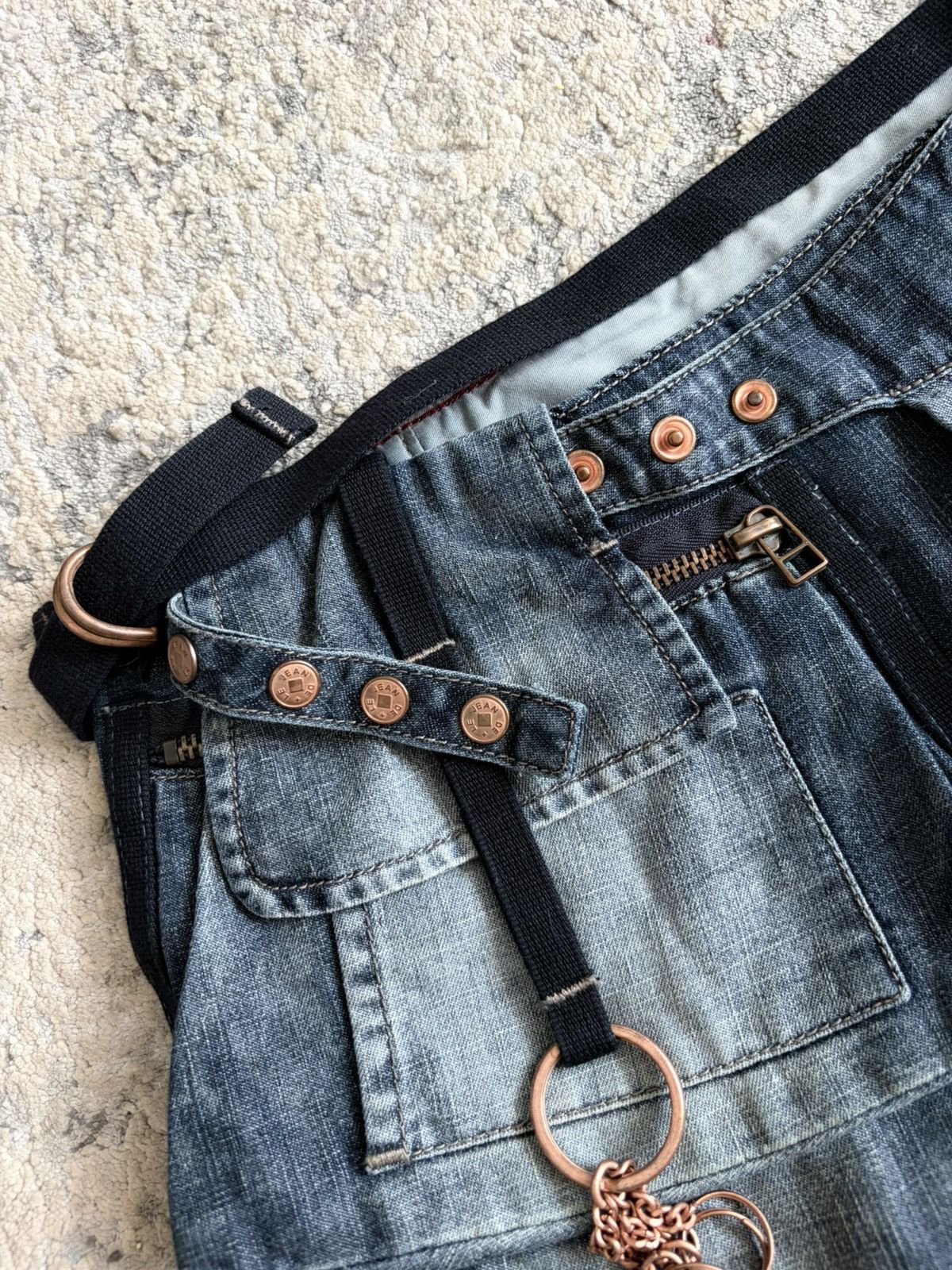 Marithe + Francois Girbaud Denim Multi Pocket Accessory Skirt Size 26" / US 2 / IT 38 - 6 Thumbnail