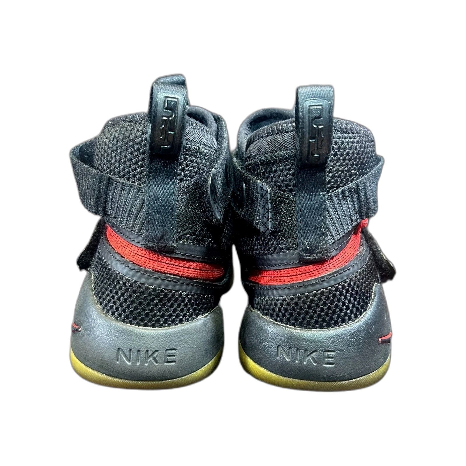 Nike Nike LeBron Soldier 11 FlyEase Black Basketball Shoes Sneake Size US XXS / EU 40 - 8 Thumbnail