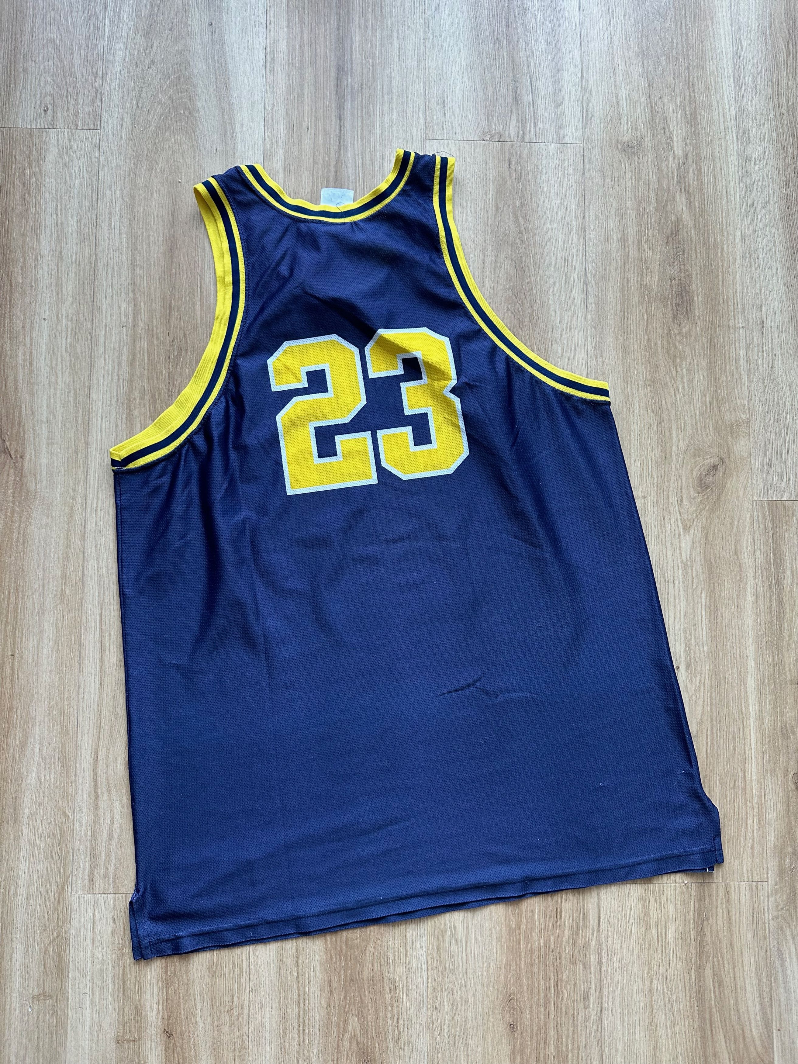 Nike Nike Michigan Wolverines vintage #23 Basketball jersey Size US XXL / EU 58 / 5 - 10 Thumbnail