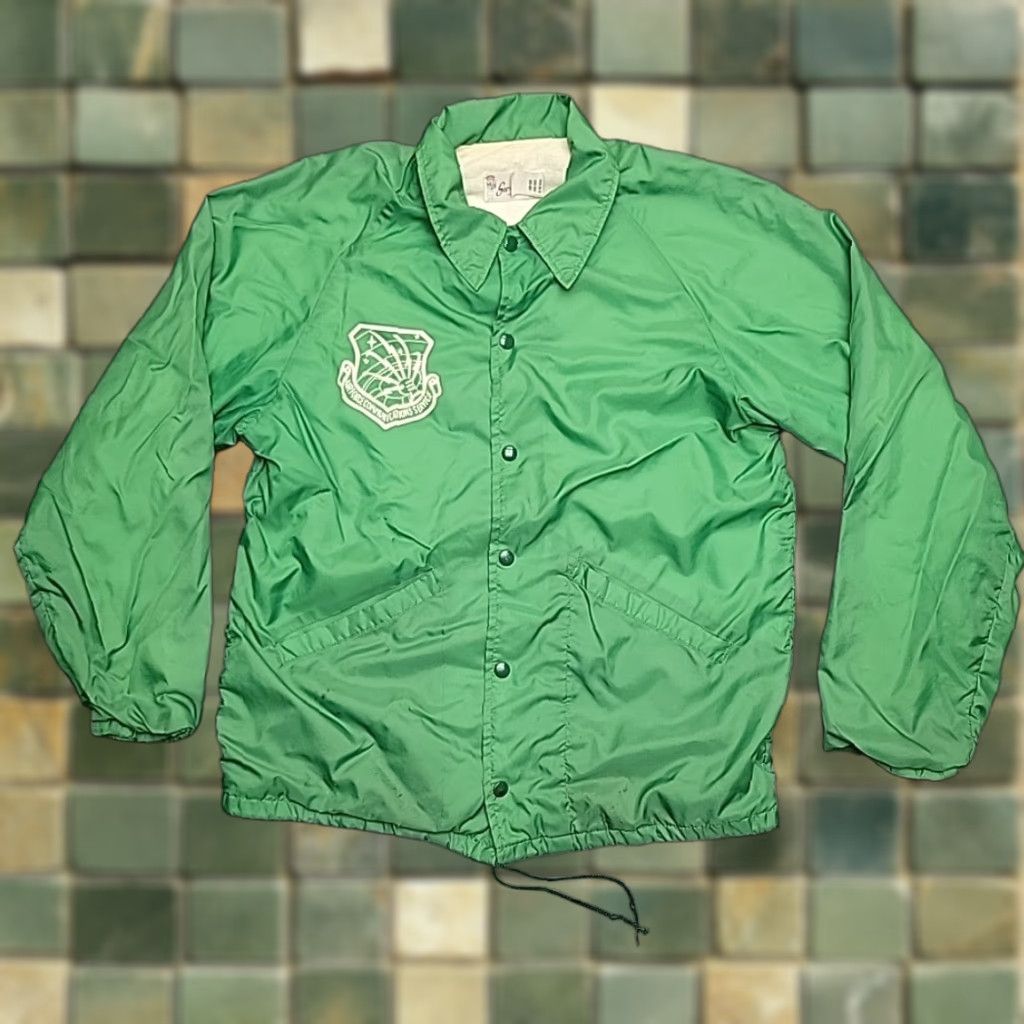 Vintage VTG Air Force Communications Service Coaches Jacket Mens M Green Made In USA Size US M / EU 48-50 / 2 - 1 Thumbnail