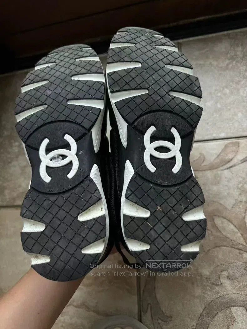 Chanel Chanel 23K Black Leather Sneakers. Size US 8 / EU 41 - 5 Thumbnail