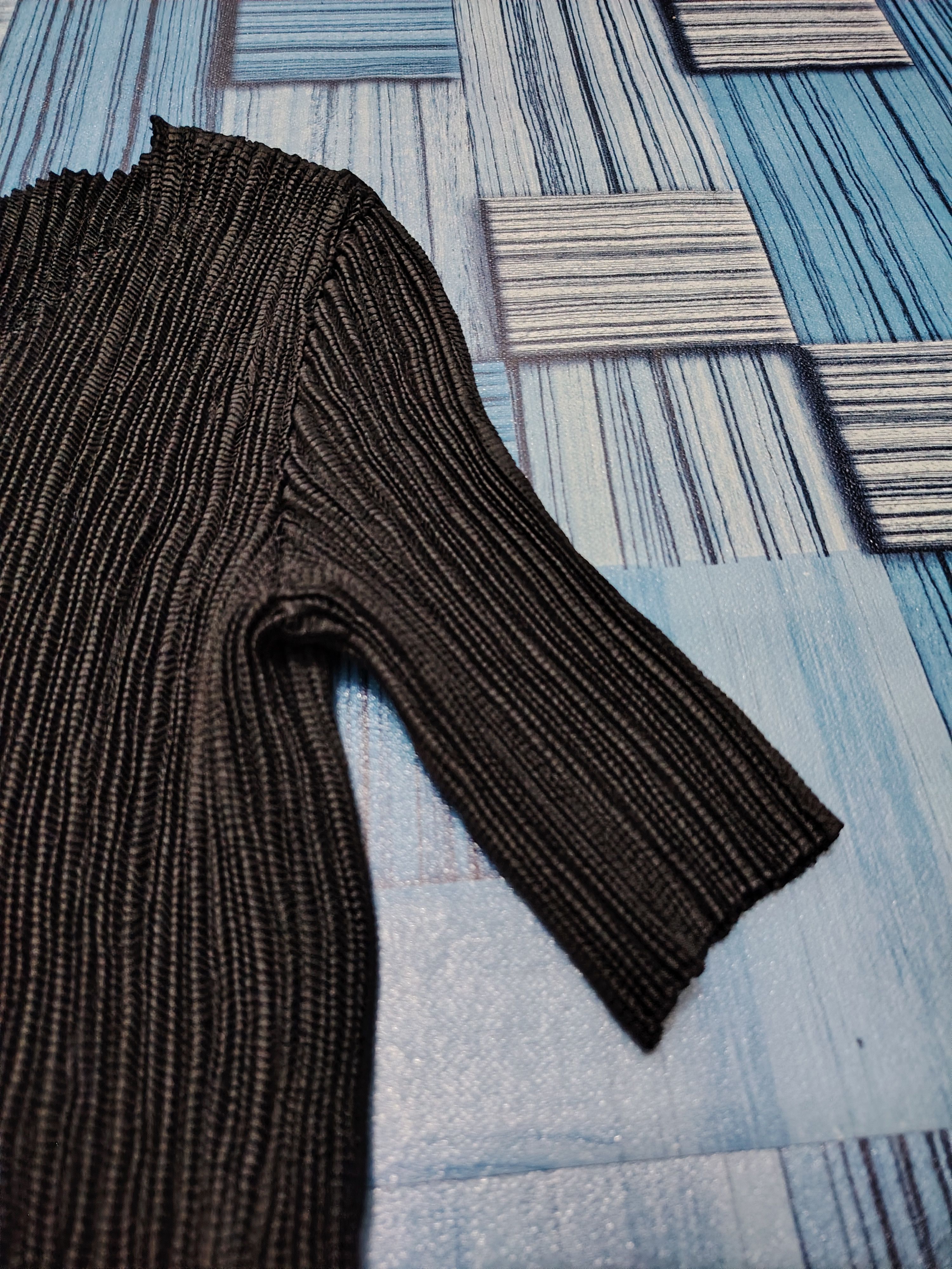 Issey Miyake × Japanese Brand × Pleats Please Issey Miyake Japanese SPECCHIO Pleats Please design issey miyake top Size XS / US 0-2 / IT 36-38 - 3 Thumbnail
