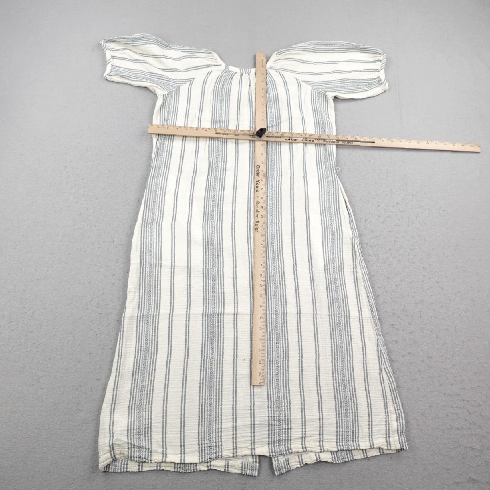 Faherty VINTAGE Faherty Dress Shirt Dress 2XS White Striped Organic Gauze Long Raglan Sleeve COTTON Boho Beach 90s? Size XXS / US 00 / IT 34 - 4 Thumbnail