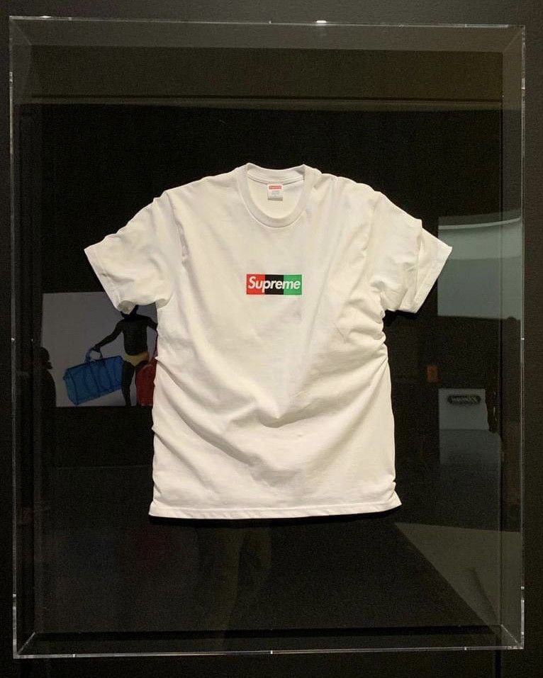 Supreme 2019 Supreme MCA Box Logo Tee Size US M / EU 48-50 / 2 - 5 Thumbnail