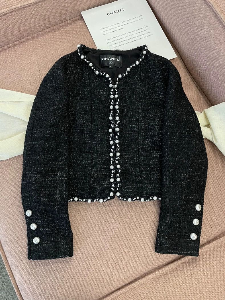 Chanel Chanel 25P classic black pearl jacket Size M / US 6-8 / IT 42-44 - 2 Thumbnail