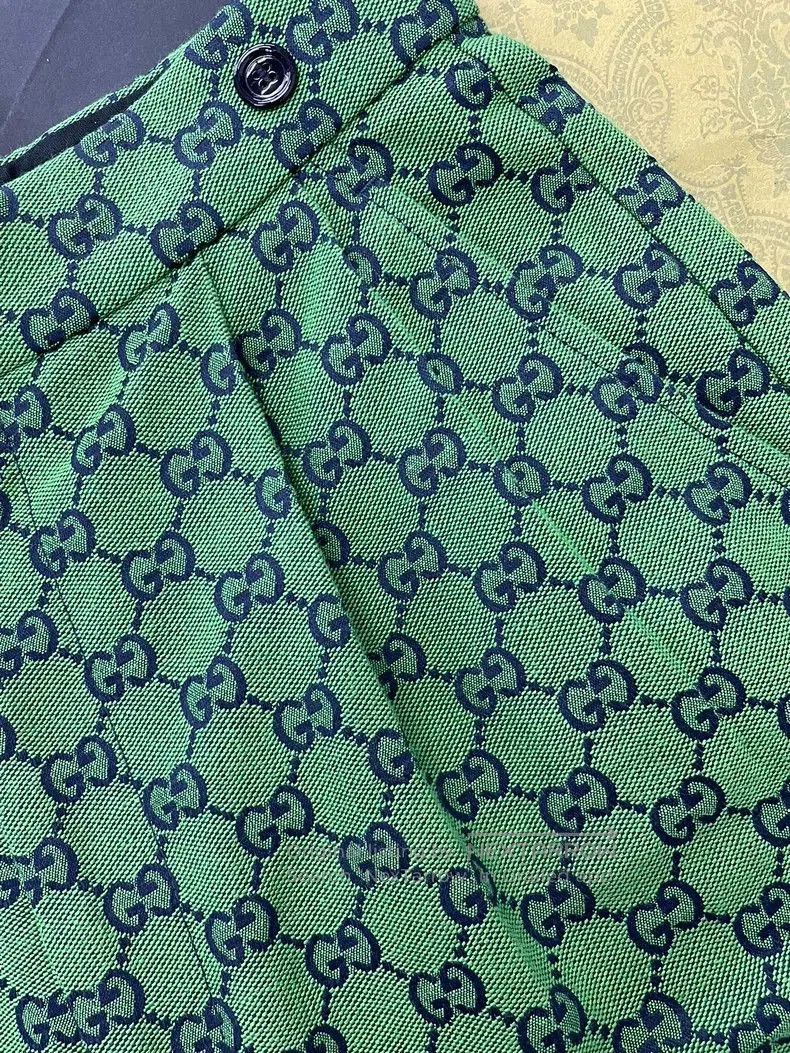 Gucci Gucci GreenLogo Shorts. Size US 36 / EU 52 - 2 Thumbnail