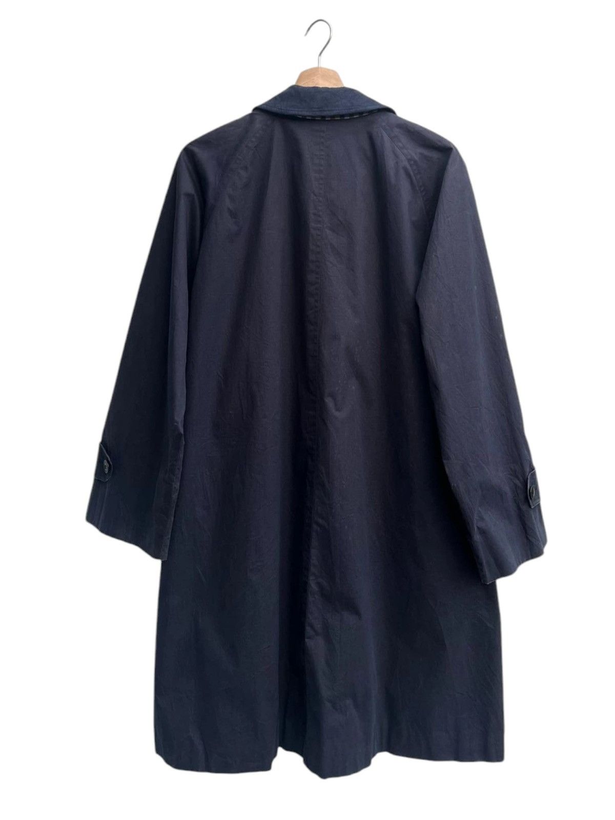 Aquascutum Vintage Aquascutum of London Navy Made in England Long Coat Size S / US 4 / IT 40 - 4 Thumbnail