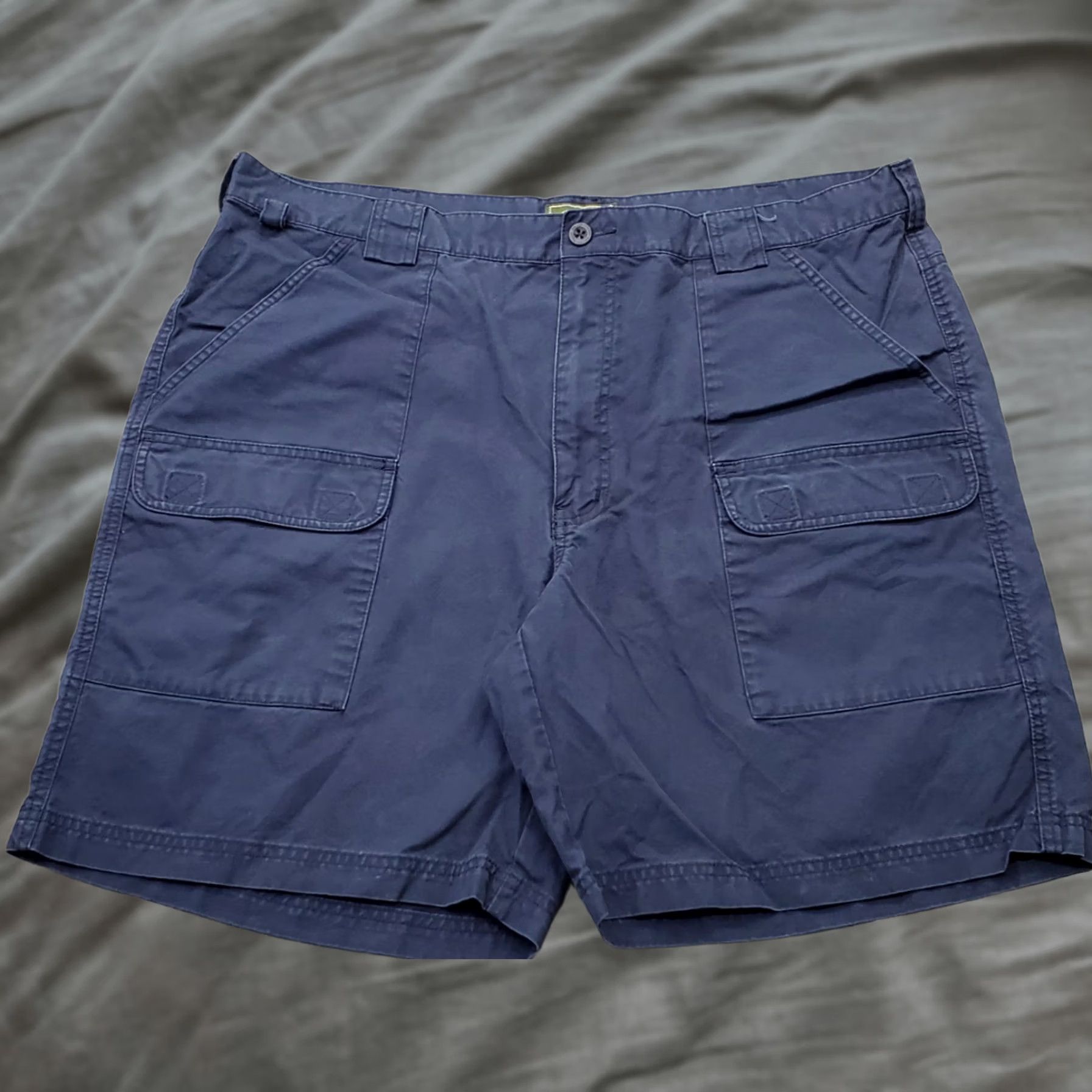 Eddie Bauer Eddie Bauer Mens Cargo Shorts Navy 42 High Rise 9.5 Inseam Cargo Pocket Outdoor Utility Shorts Size US 42 / EU 58 - 1 Thumbnail