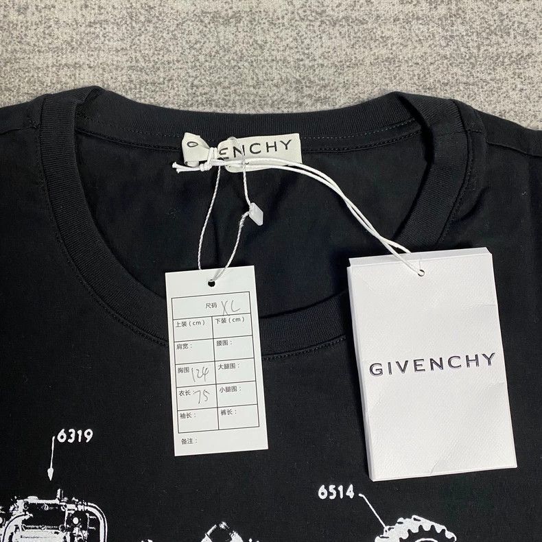 Givenchy Givenchy Black Mechanical Logo Print Short Sleeve Size US XL / EU 56 / 4 - 2 Thumbnail