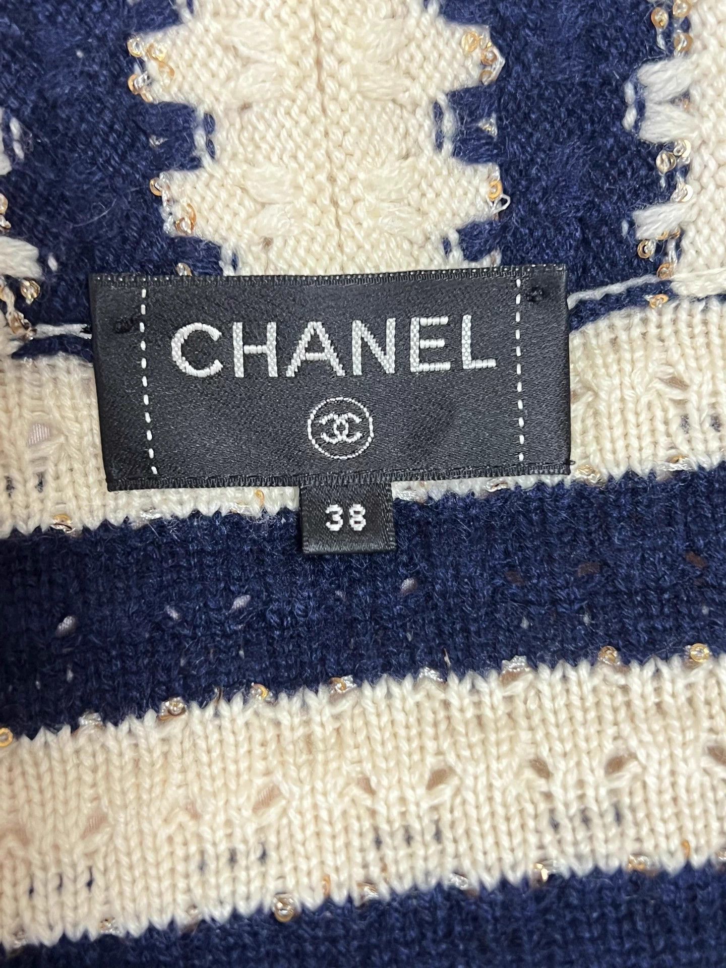 Chanel Chanel blue white striped jacket 38 mint sequin Size S / US 4 / IT 40 - 6 Thumbnail