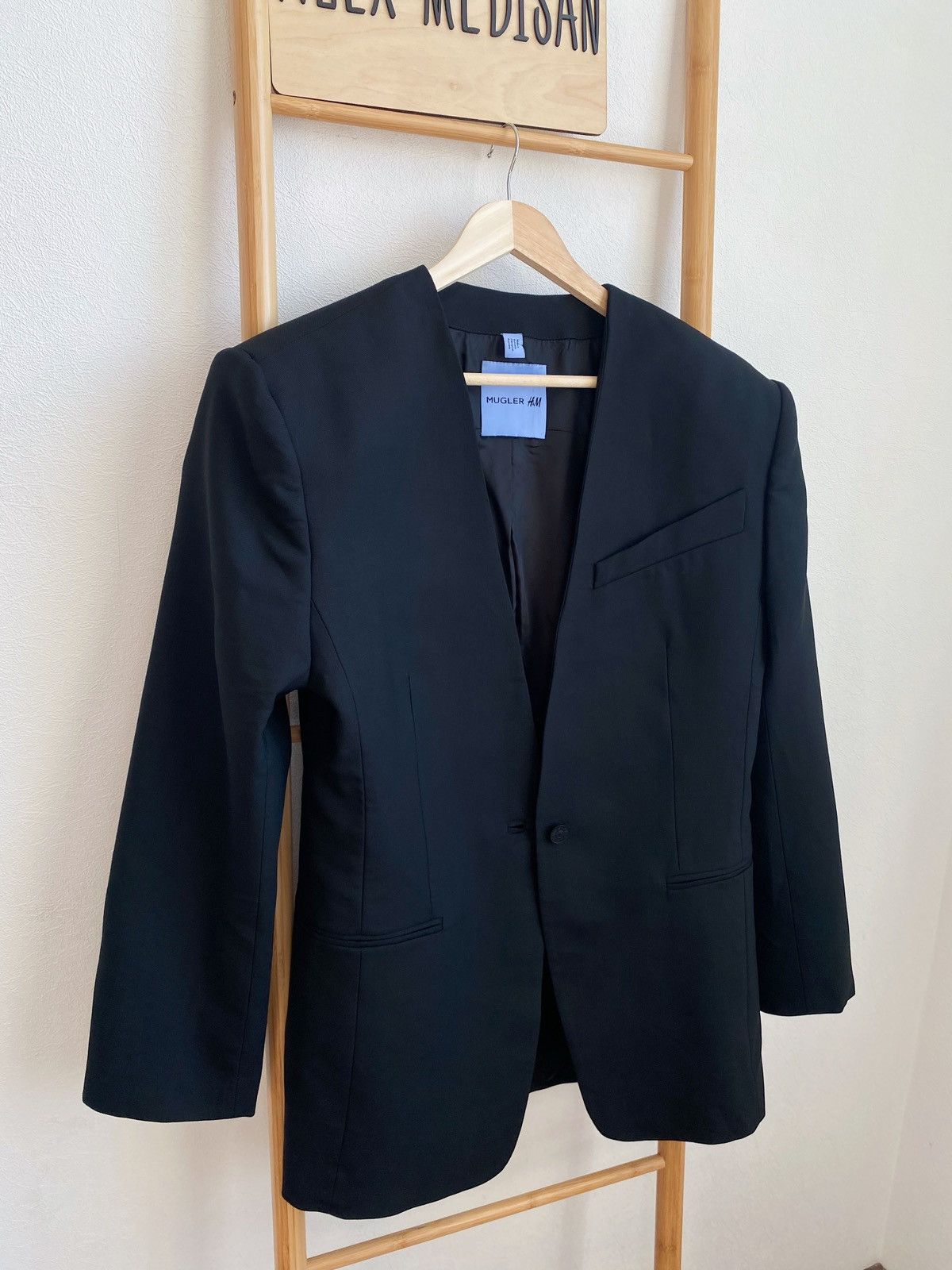 H&M × Mugler × Thierry Mugler Mugler x H&M Oversized Wool Blazer Size M / US 6-8 / IT 42-44 - 13 Thumbnail