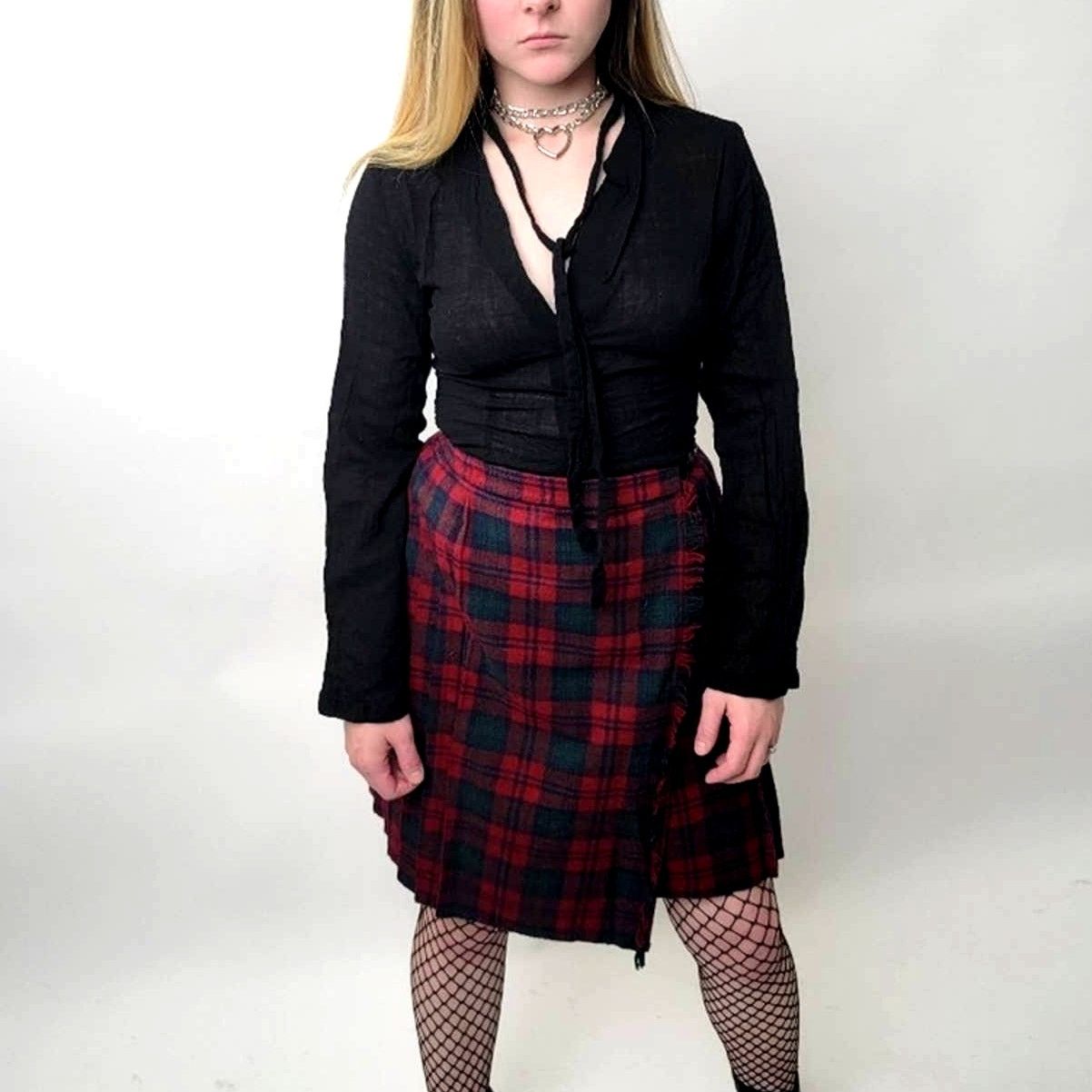 Vintage Vintage 90s Goth Grunge Plaid Pleated Midi Skirt Size 28" / US 6 / IT 42 - 1 Thumbnail