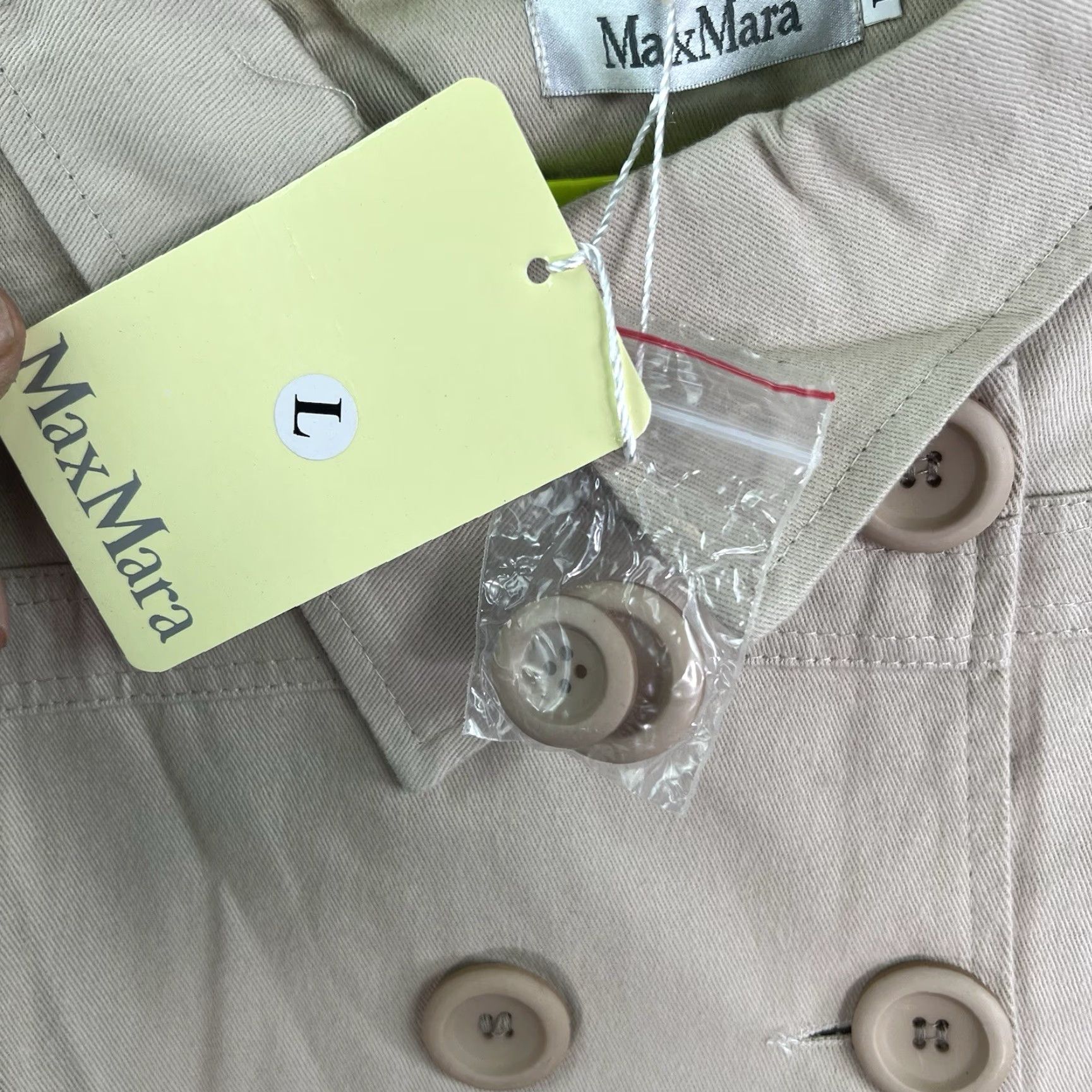 Max Mara Max Mara Double Breasted Trench Coat Womens Juniors Size L Beige Cotton Blend Lightweight Pockets Casual Designer Size L / US 10 / IT 46 - 3 Thumbnail