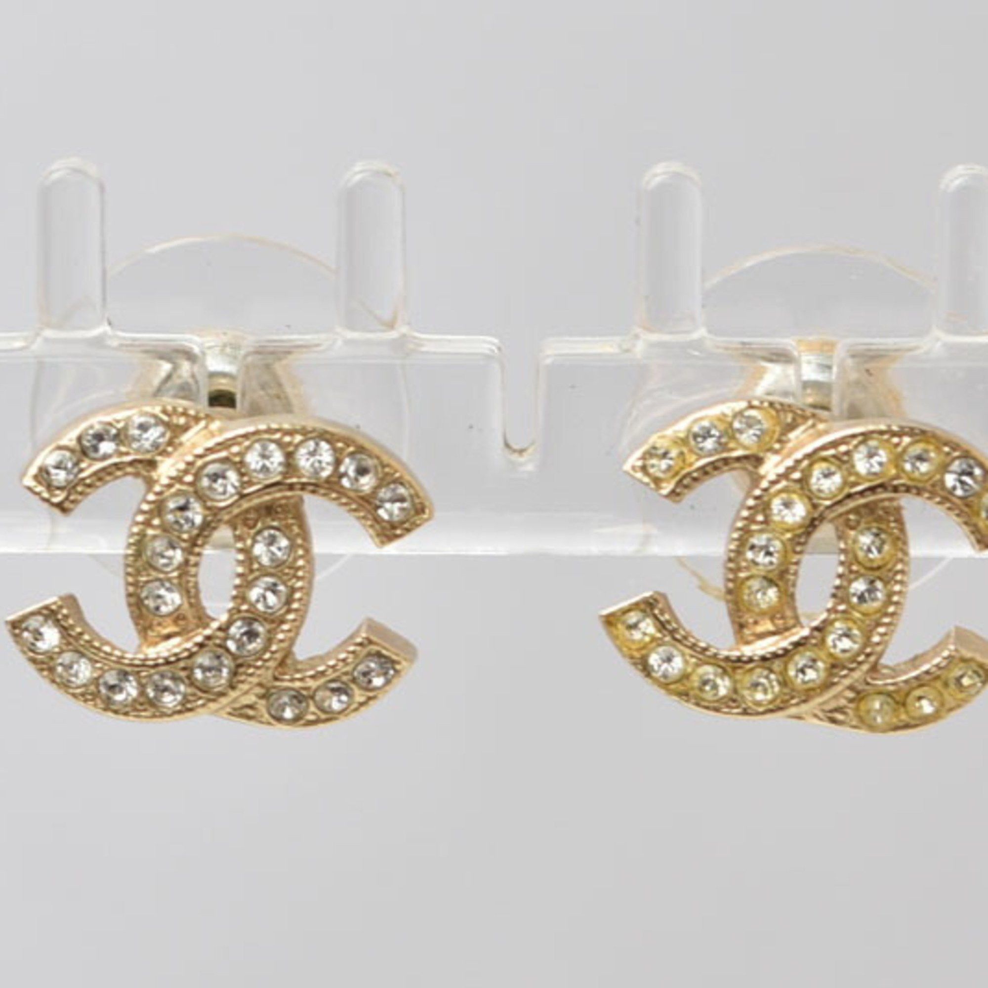 Chanel Chanel Coco Mark earring Size ONE SIZE - 1 Thumbnail