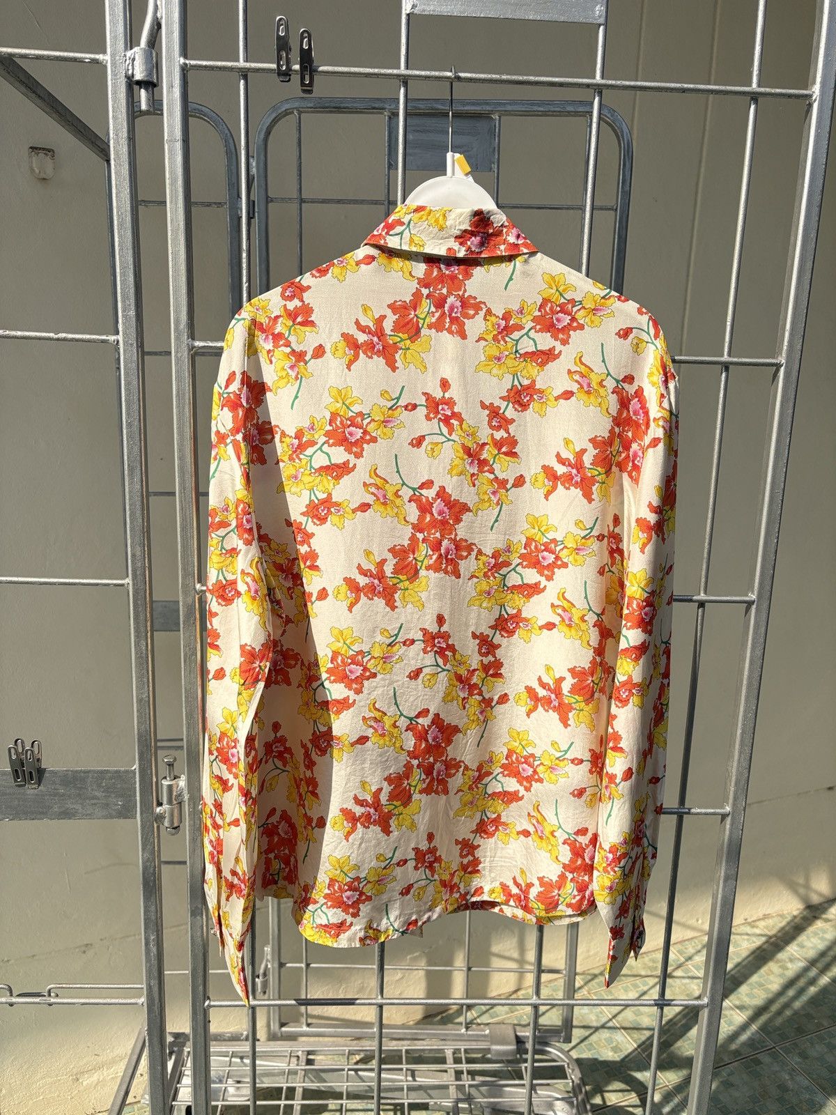 Versace VERSUS Versace flowers printed silk shirt Size M / US 6-8 / IT 42-44 - 8 Thumbnail