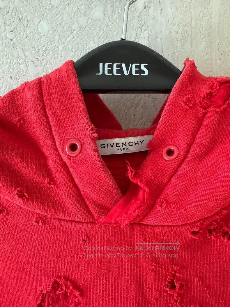 Givenchy Givenchy Best-Selling Red Large Hole Letter Logo Hoodie wi Size US M / EU 48-50 / 2 - 3 Thumbnail