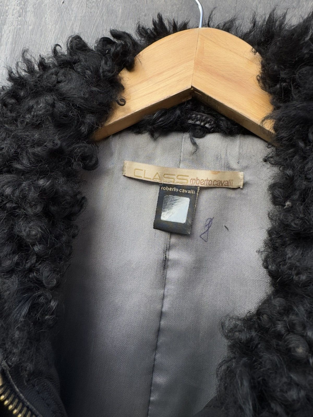 Roberto Cavalli Roberto Cavalli Vintage Leather Jacket Size 44 Size M / US 6-8 / IT 42-44 - 12 Thumbnail