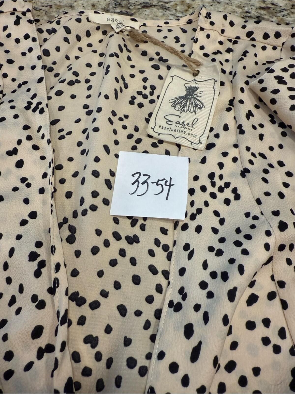 Eastland Easel cream & black polka dot top V neck rufuffles SZ LG Size L / US 10 / IT 46 - 12 Thumbnail