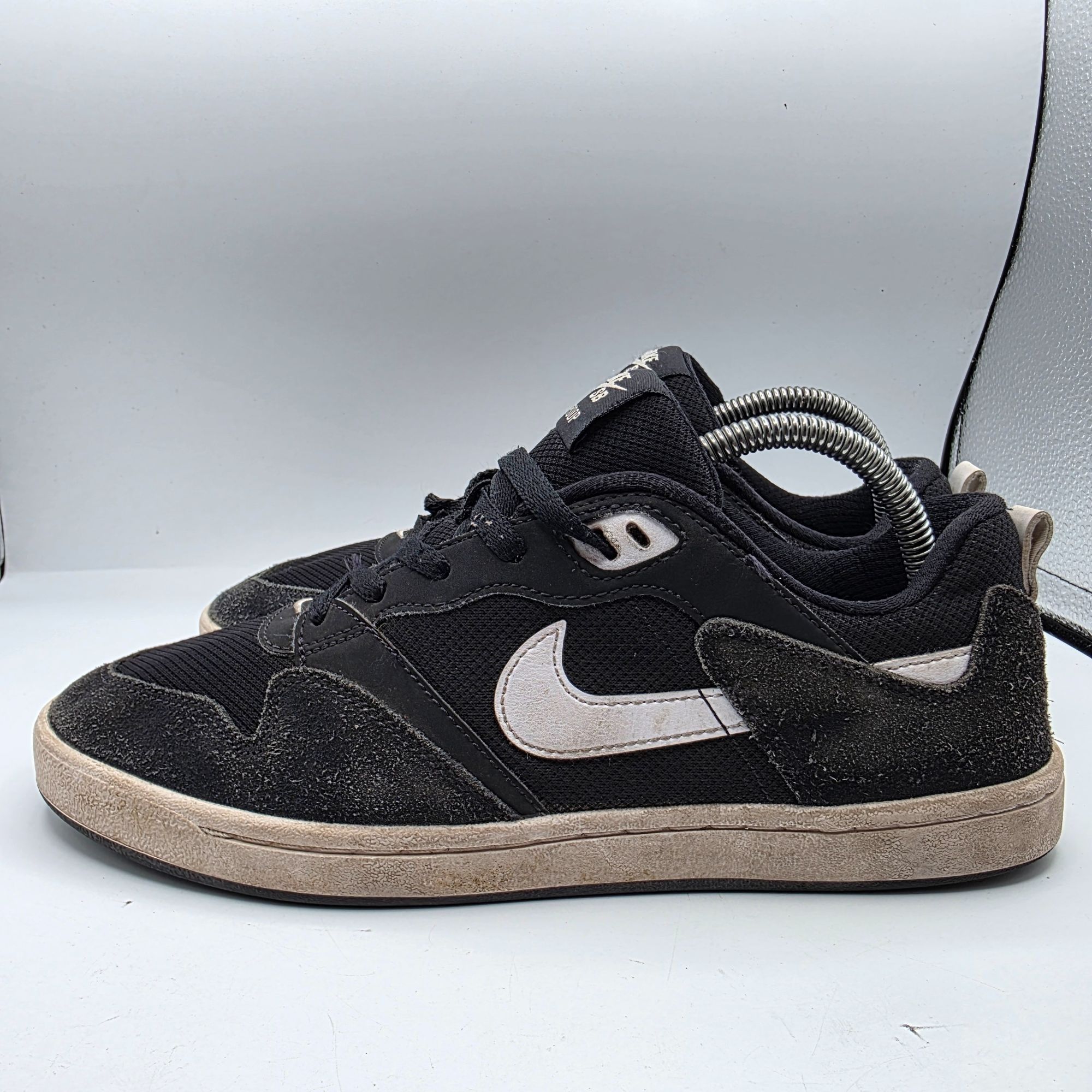 Nike Nike SB Alleyoop Mens Size 9 Black White Athletic Shoes Runn Size US 9 / EU 42 - 13 Thumbnail