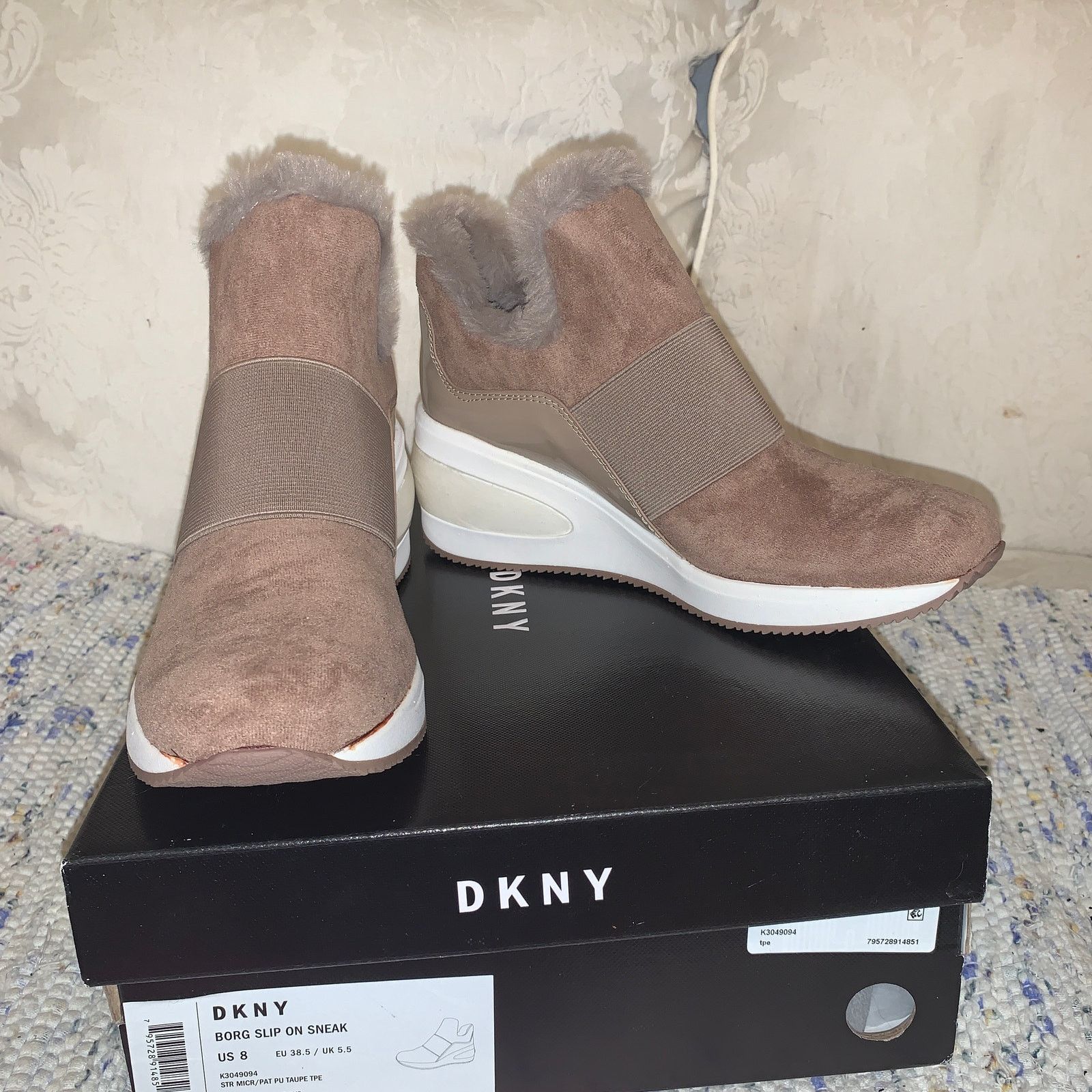DKNY NEW IN BOX DKNY BORG FUR TRIM WEDGE SNEAKER BOOTS 8 TAUPE Size US 8 / IT 38 - 1 Thumbnail