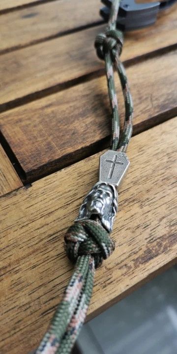 Handmade 2Pcs Cross Tombstone Knife Beads Paracord Bead Zipper Size ONE SIZE - 8 Thumbnail