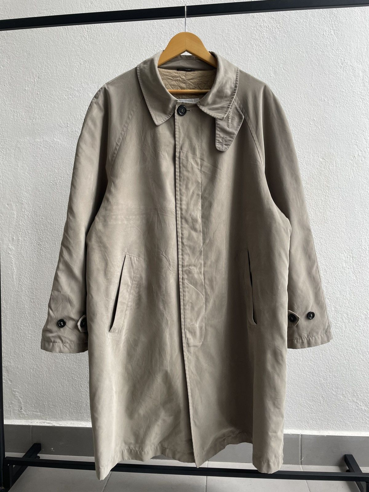 Givenchy Vintage 90's Givenchy Beige Trench Coat Size US XL / EU 56 / 4 - 2 Thumbnail