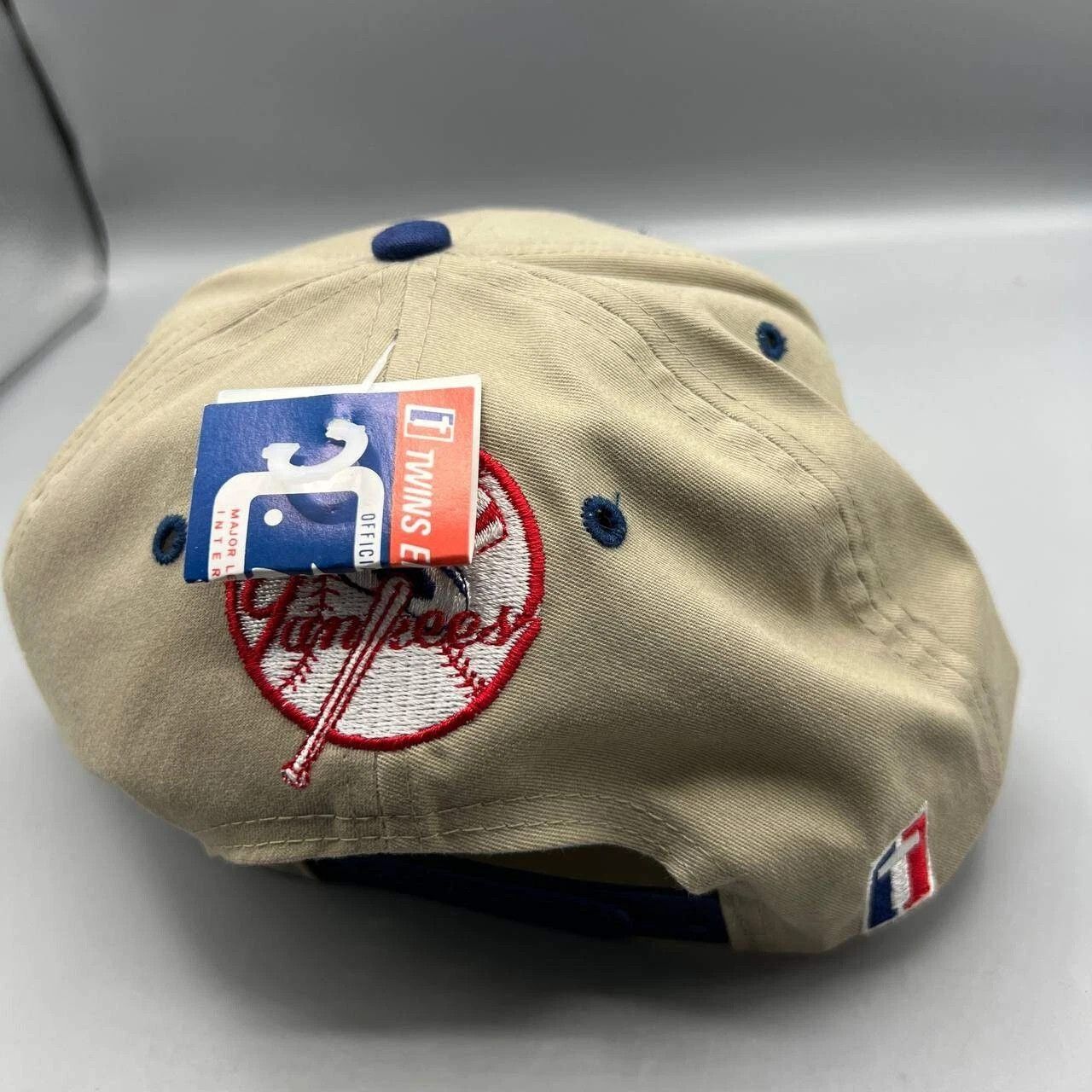 Twins Enterprise Inc. × Vintage New York Yankees Hat Men Twins Enterprise MLB Snap Back Cap Size ONE SIZE - 2 Thumbnail