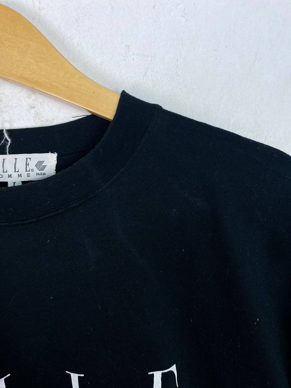Vintage vintage elle paris spell out tee nice design Size US L / EU 52-54 / 3 - 7 Thumbnail